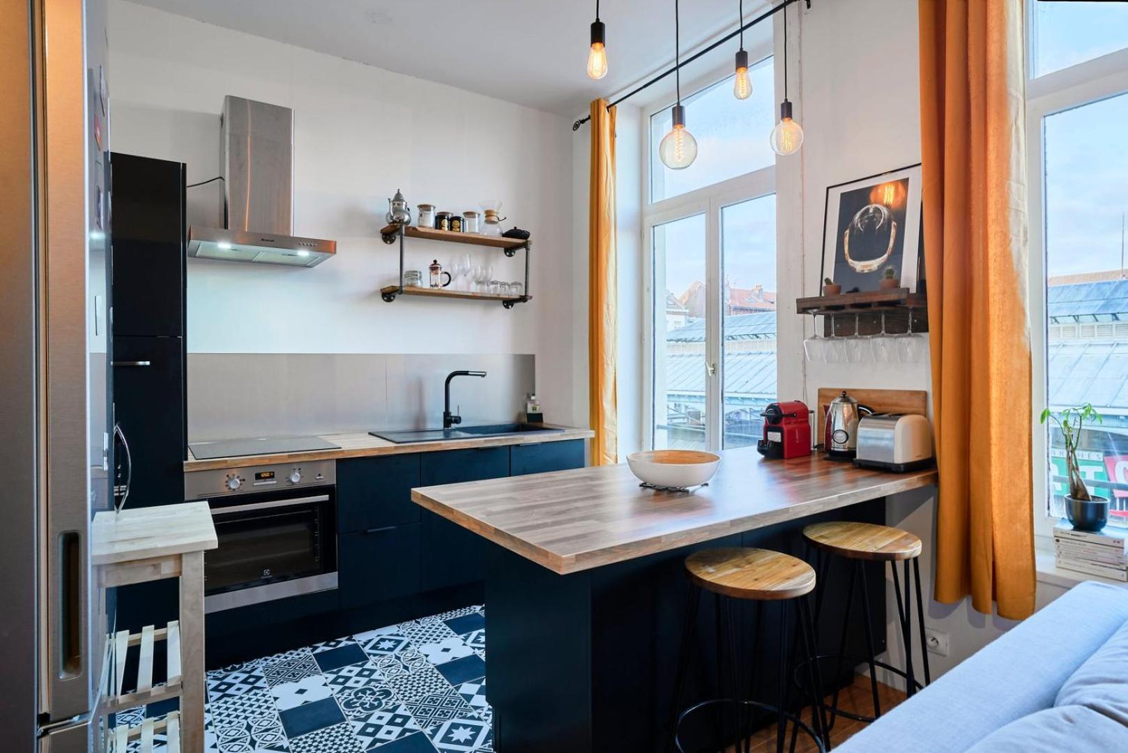 1 Bedroom Apartment Near Metro, Shops & Schools 里尔 外观 照片